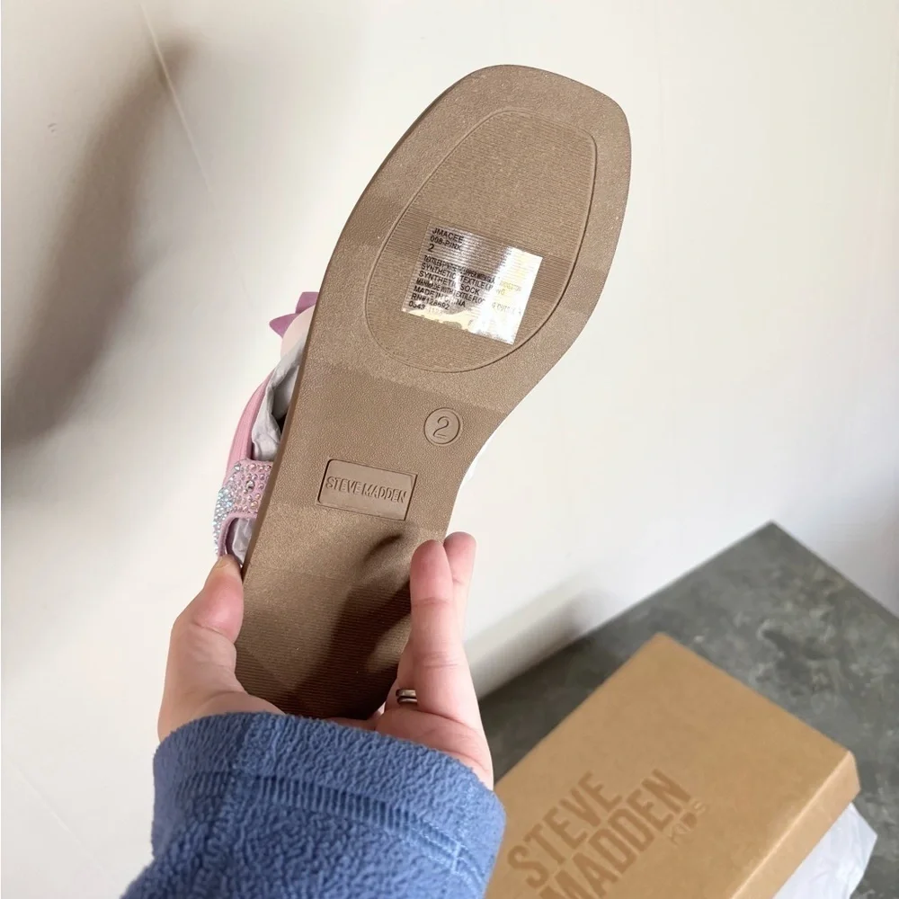 Steve Madden new box